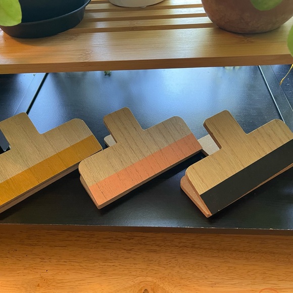 Set of 3 Large Wooden Decorative Binder Clips - Picture 4 of 4